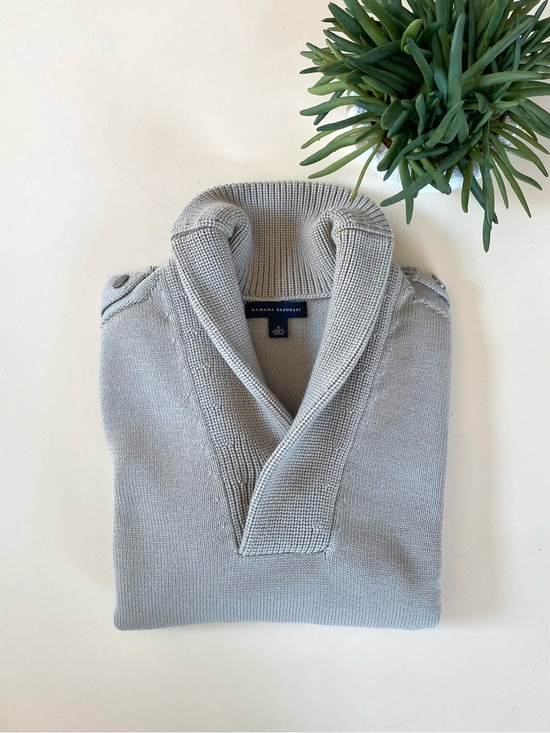 Banana Republic Other - BANANA REPUBLIC - 100% Wool Tan Sweater Size Small